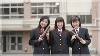 校報紙・卒業アルバム